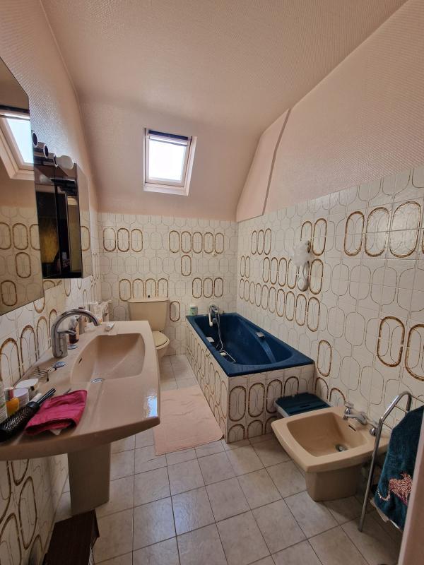 Demeure - 139 m² - 6 pièces