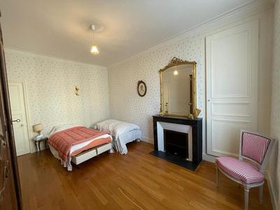 Maison bourgeoise - 168 m² - 7 pièces