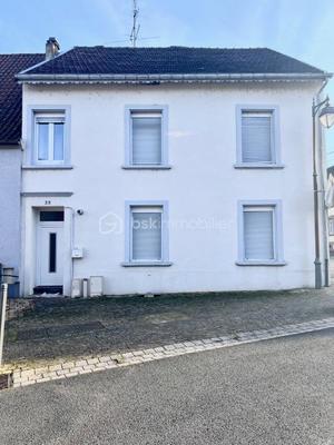 Maison - 106 m² - 5 pièces