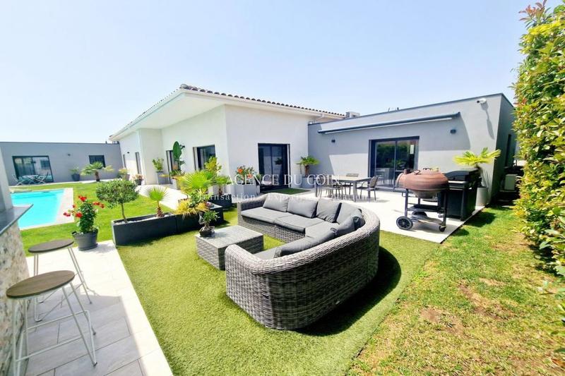 Villa - 211 m² - 7 pièces