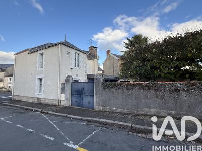 Maison - 144 m² - 5 pièces