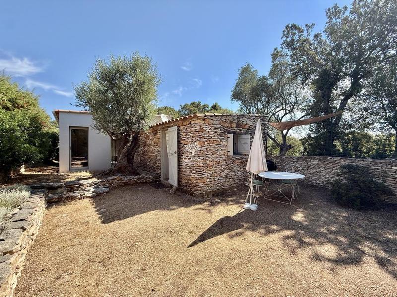 Maison - 98 m² - 5 pièces