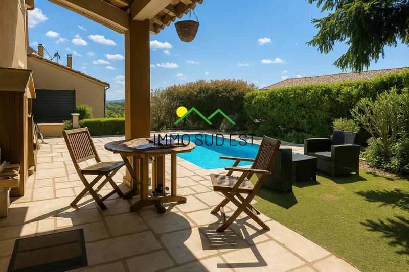 Maison - 120 m² - 6 pièces