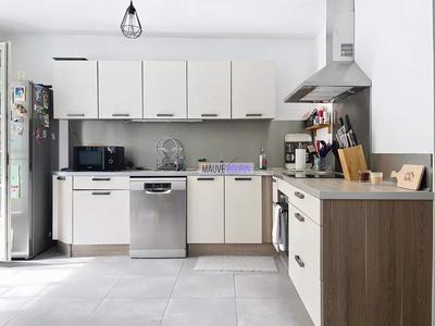 Maison - 123 m² - 6 pièces