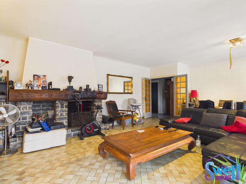 Maison ancienne - 185 m² - 11 pièces