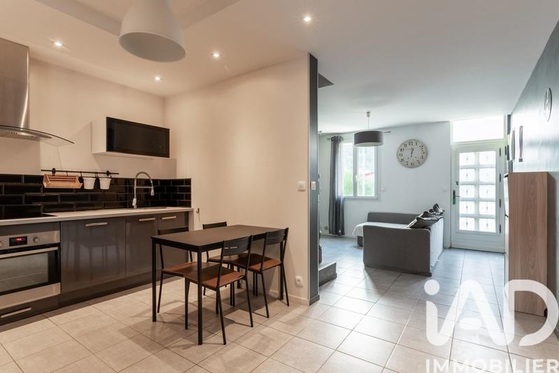 Maison - 80 m² - 5 pièces