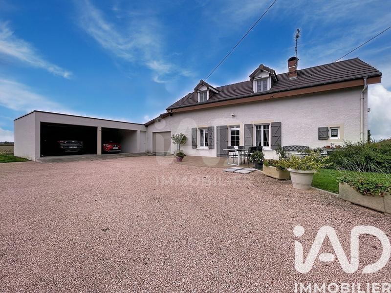 Maison - 136 m² - 6 pièces