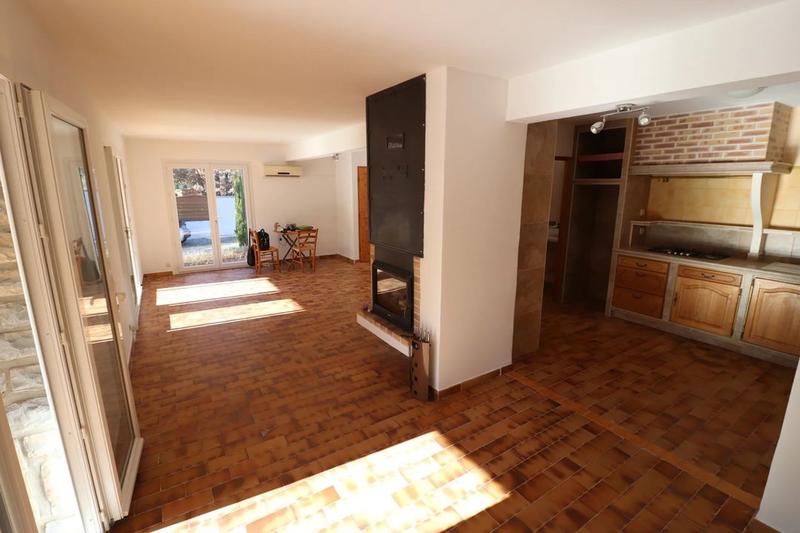 Maison - 180 m² - 6 pièces