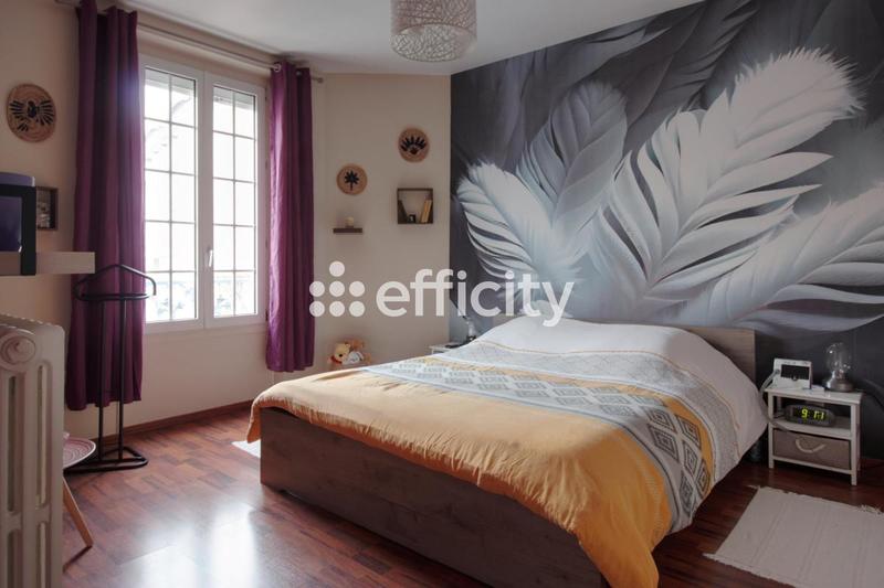 Maison - 85 m² - 5 pièces