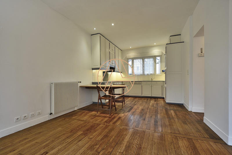 Maison - 93 m² - 5 pièces