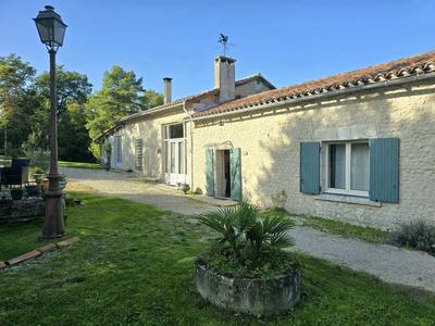 Maison - 146 m² - 5 pièces