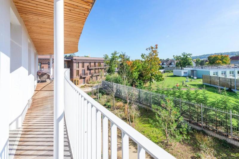 Appartement - 98 m² - 4 pièces