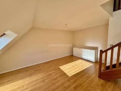 Appartement - 82 m² - 4 pièces