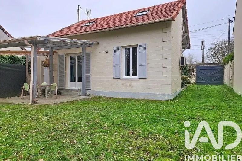 Maison - 88 m² - 4 pièces