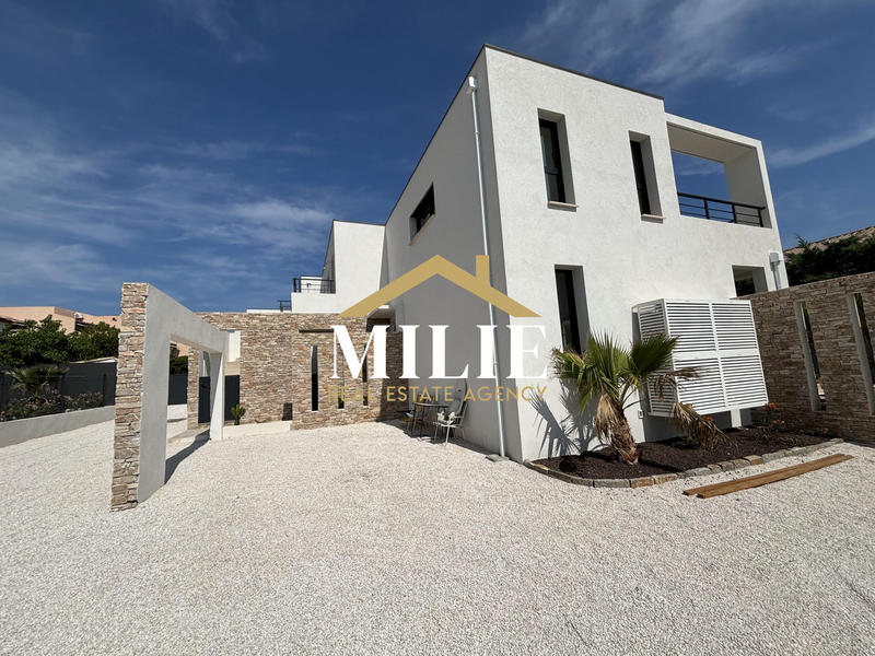 Appartement - 122 m² - 4 pièces