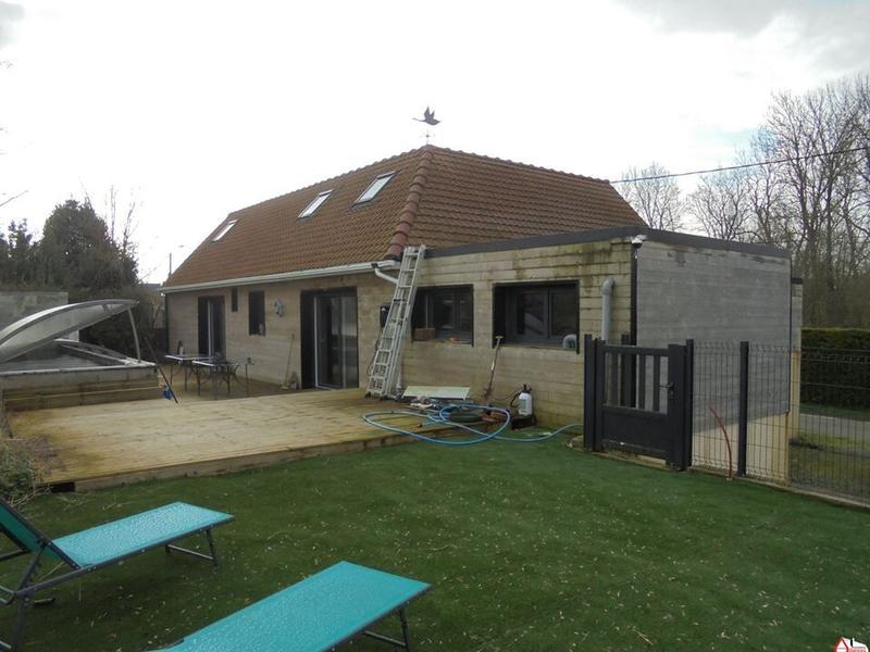 Maison - 100 m² - 6 pièces