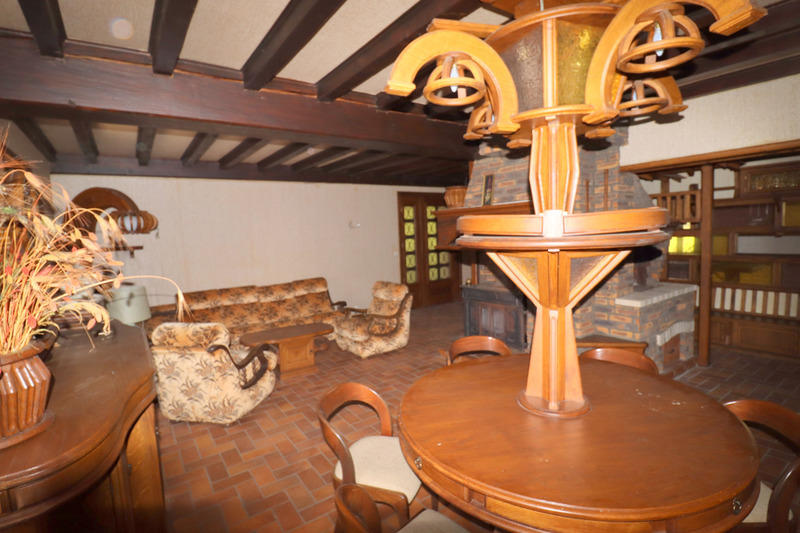 Demeure - 585 m² - 16 pièces