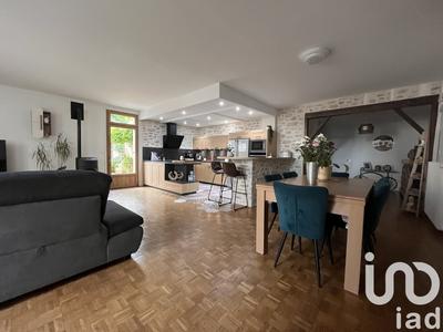 Maison - 196 m² - 6 pièces