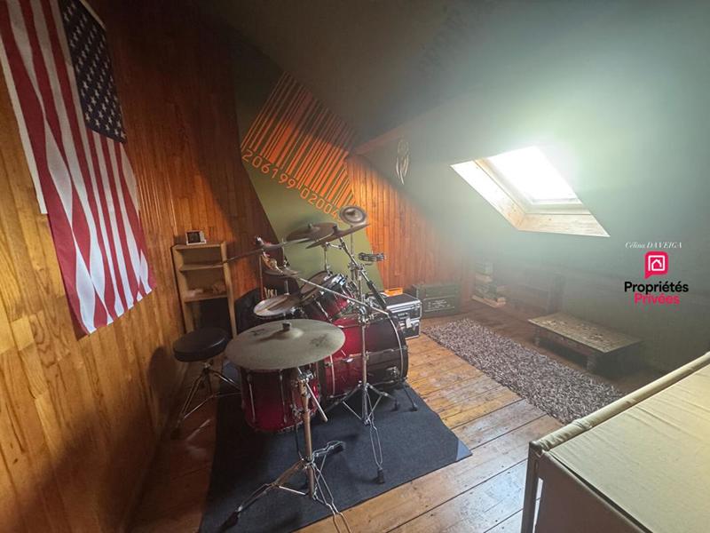 Maison - 122 m² - 6 pièces