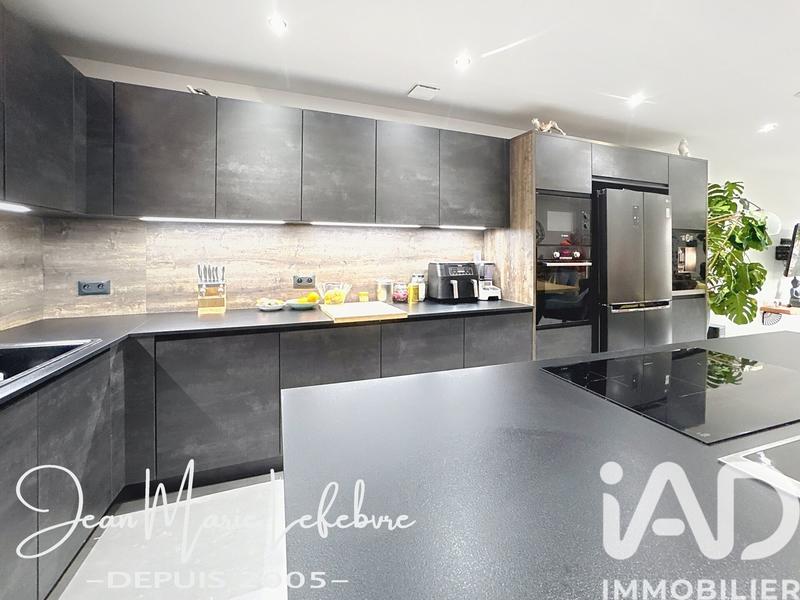 Maison de ville - 144 m² - 5 pièces