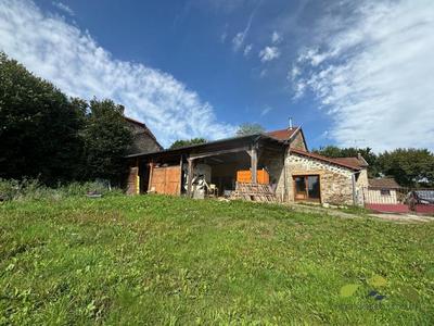 Maison de village - 189 m² - 2 pièces