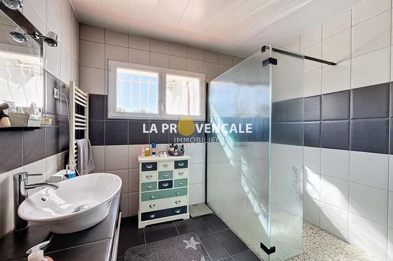 Maison - 163 m² - 6 pièces