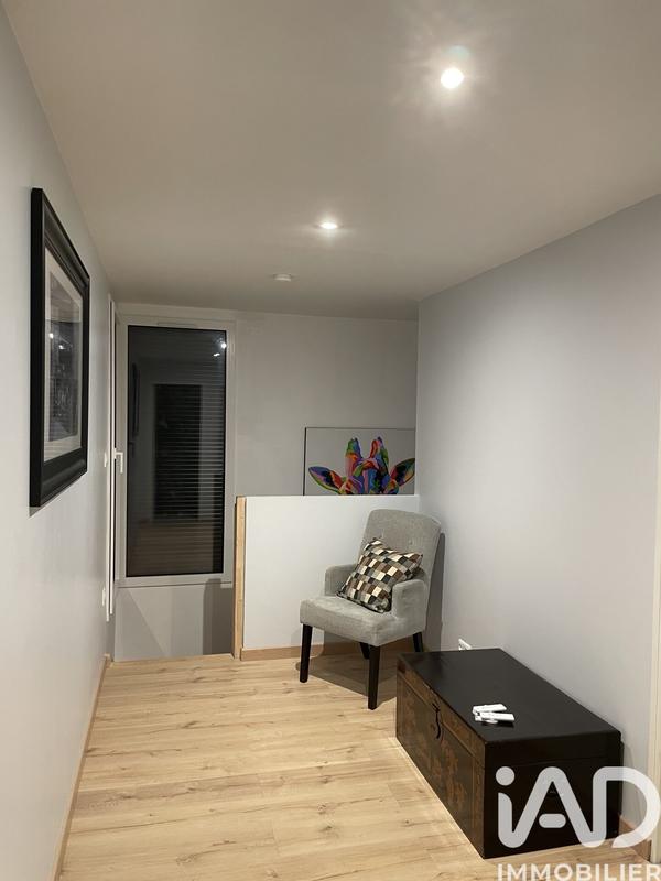 Maison - 186 m² - 9 pièces