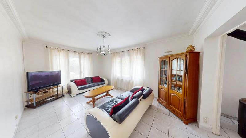 Maison - 152 m² - 6 pièces