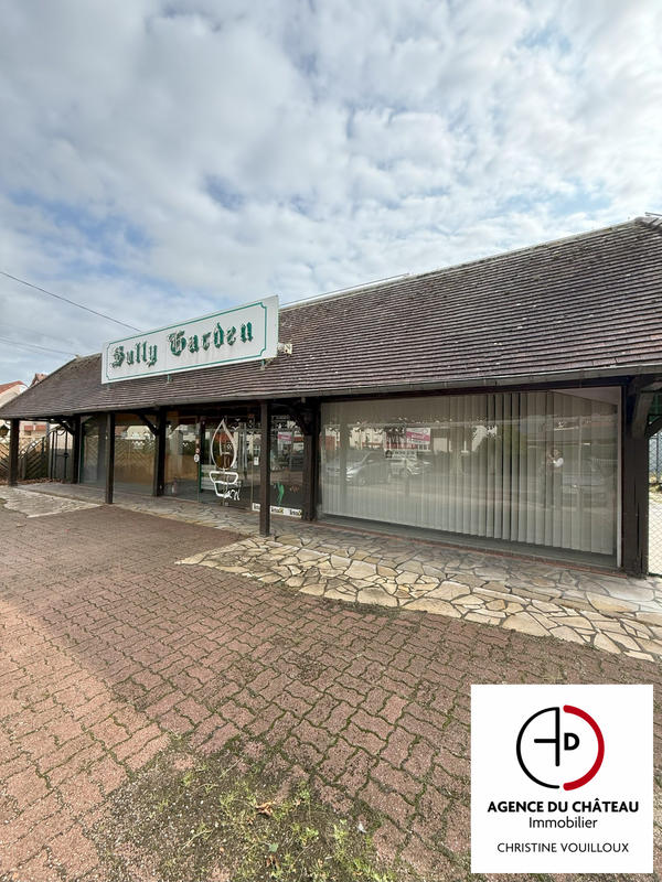 Local commercial - 825 m² - 6 pièces