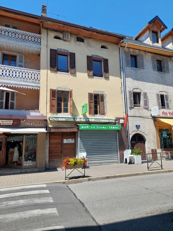 Immeuble - 125 m² - 6 pièces