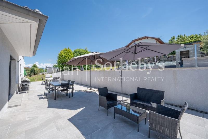 Maison - 200 m² - 6 pièces