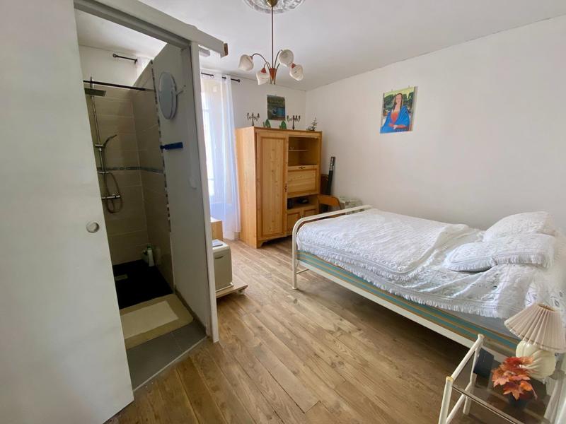 Maison - 233 m² - 10 pièces