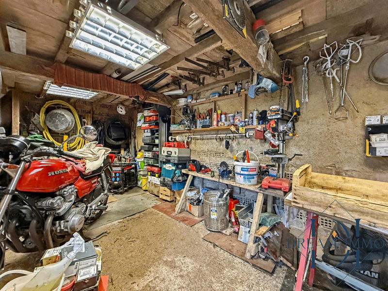 Maison - 166 m² - 6 pièces