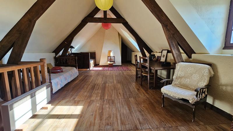 Maison - 205 m² - 5 pièces