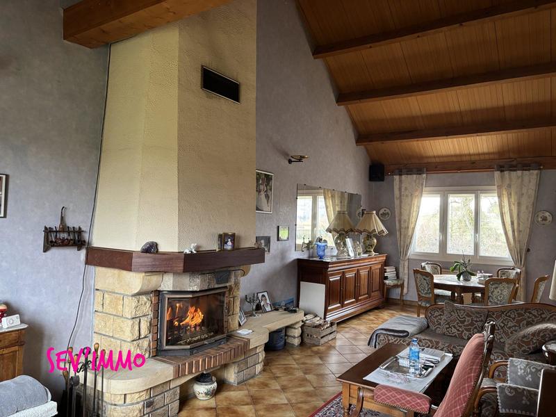 Maison - 147 m² - 5 pièces