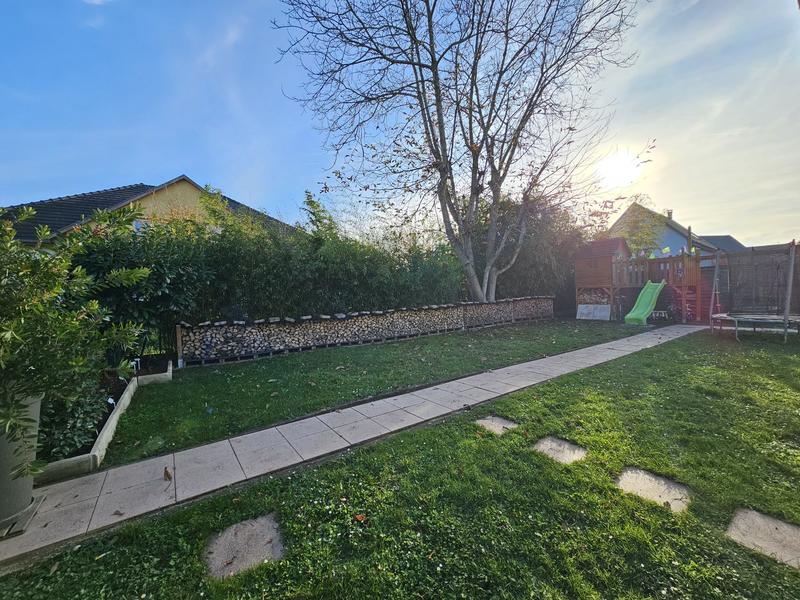 Maison - 84 m² - 4 pièces