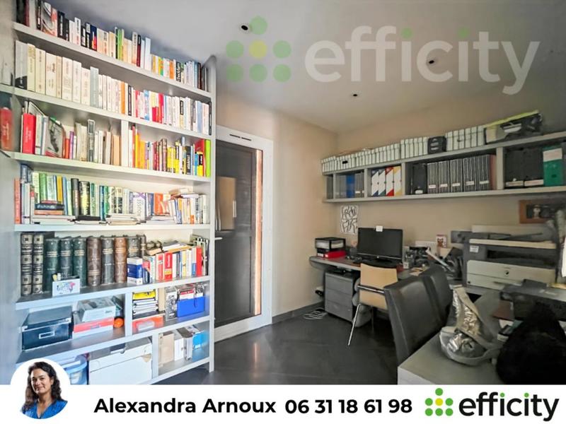 Villa - 175 m² - 6 pièces