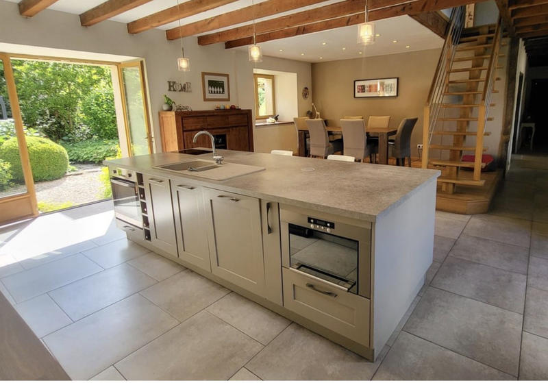 Propriété - 535 m² - 28 pièces