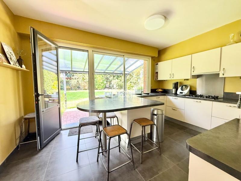 Maison - 170 m² - 7 pièces