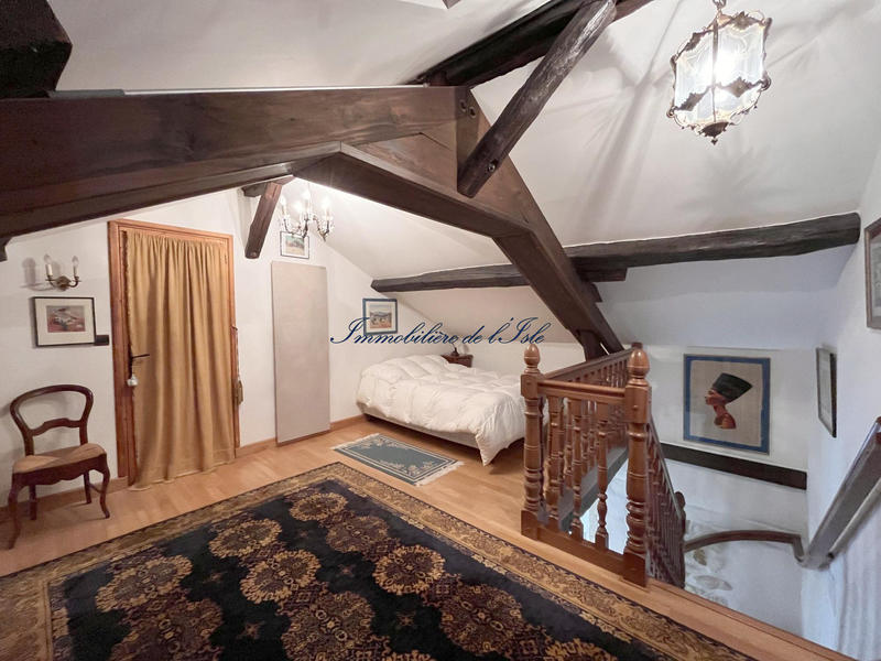 Maison - 140 m² - 7 pièces