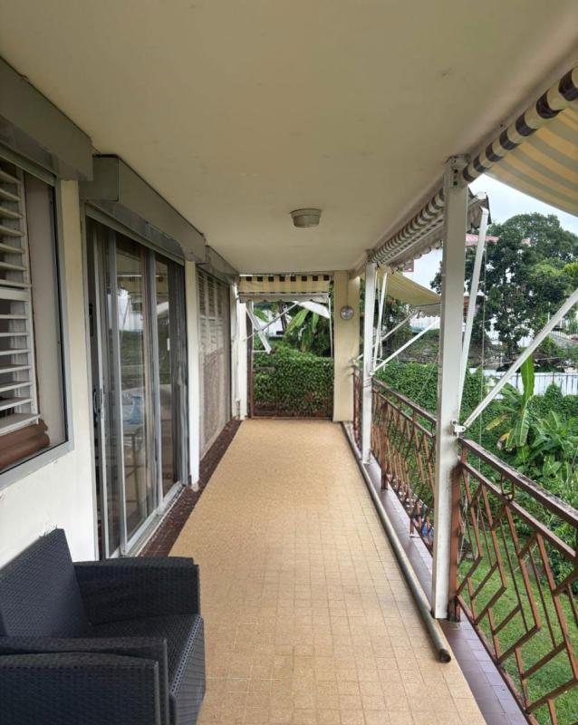 Villa - 163 m² - 6 pièces