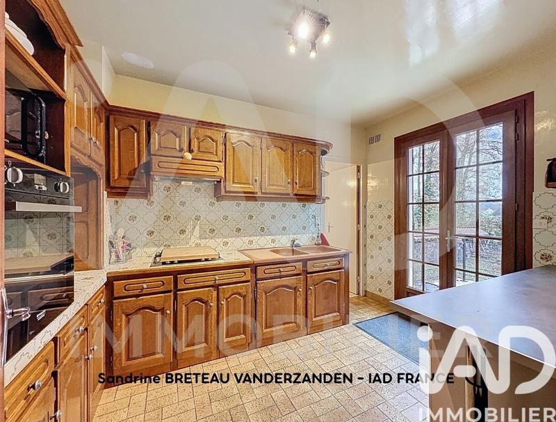 Maison - 143 m² - 7 pièces