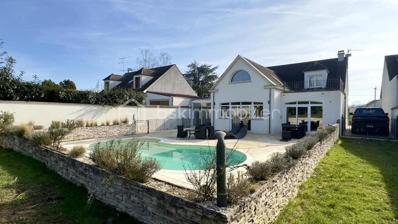 Maison d'architecte - 239 m² - 6 pièces