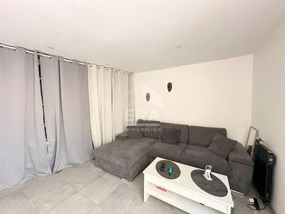 Maison - 192 m² - 6 pièces