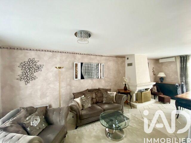 Maison - 121 m² - 5 pièces