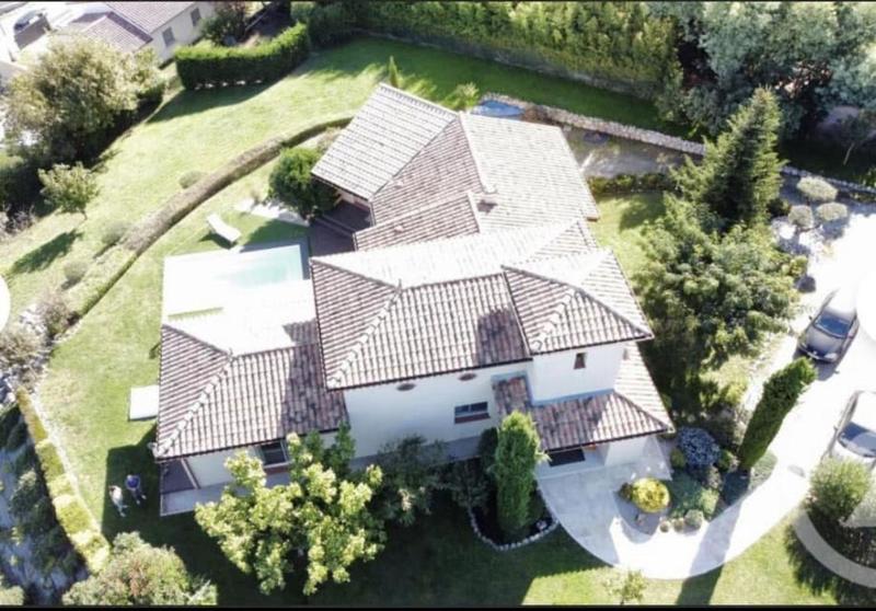 Maison - 197 m² - 7 pièces