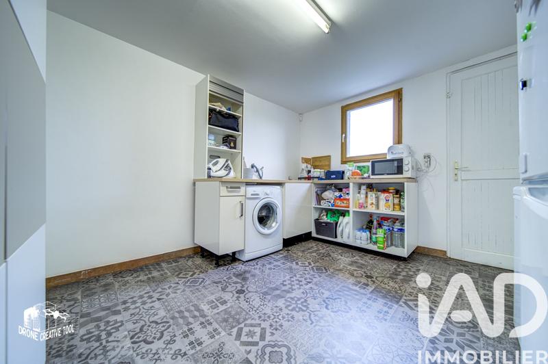 Maison - 202 m² - 6 pièces