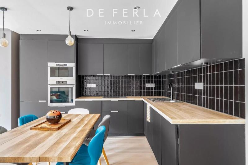 Appartement - 102 m² - 4 pièces