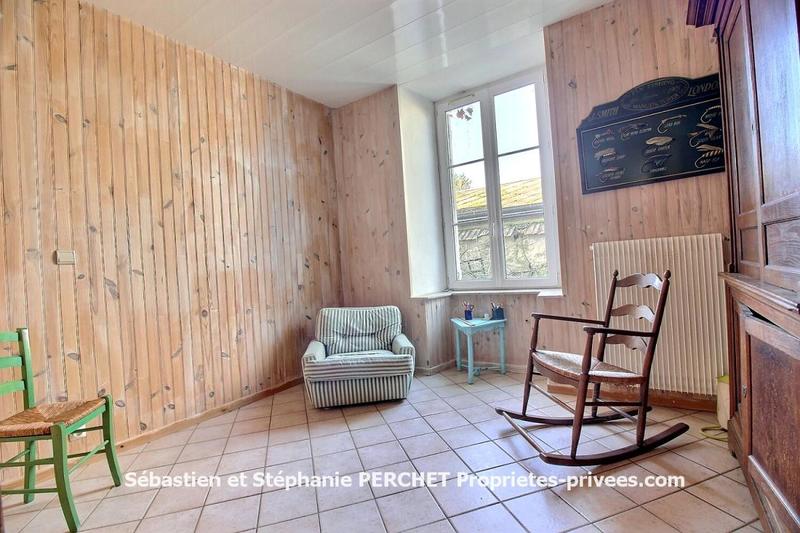 Maison - 203 m² - 8 pièces