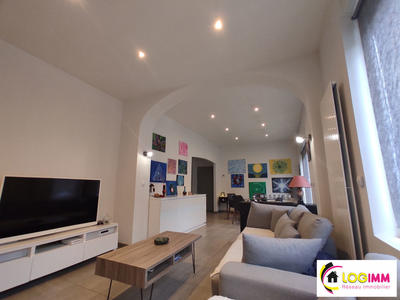 Maison - 205 m² - 7 pièces